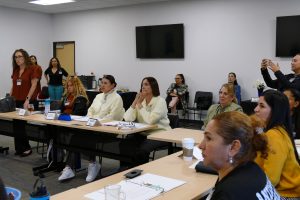 Grupo Magnolias ofrece amistad y apoyo a mujeres migrantes recién llegadas a San Diego
