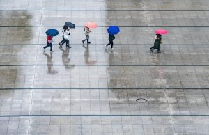 Autoridades del condado emiten recomendaciones de seguridad ante posibles inundaciones