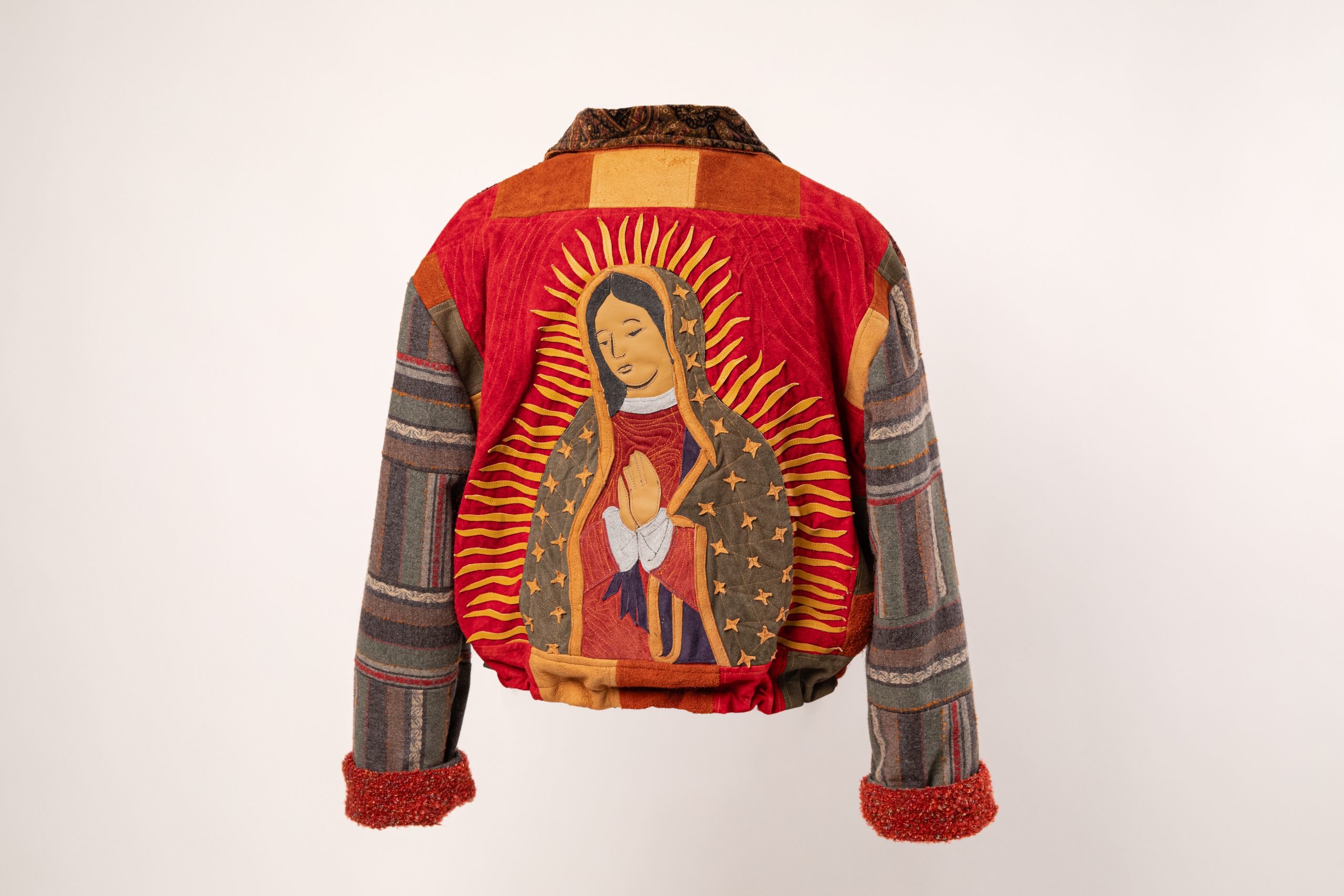 Chamarra con la imagen de la Virgen de Guadalupe