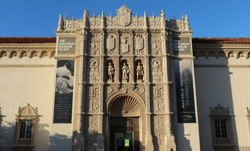 Fachada de museo de arte